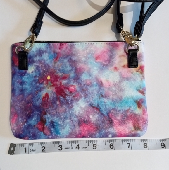 Luv Betsey by Betsey Johnson Small Crossbody Wristlet Purse Cosmos - Picture 5 of 7